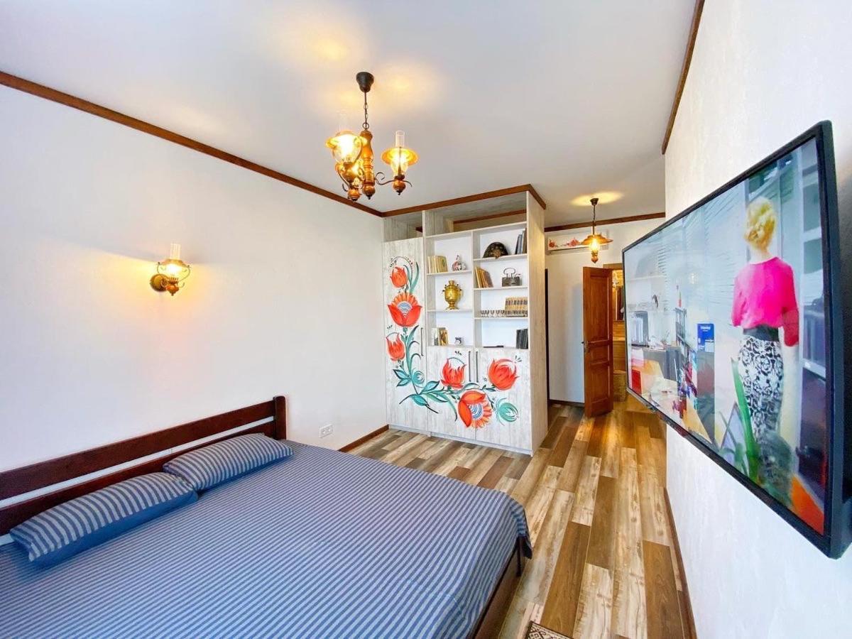 Apartment Kikasso Art Odessa
